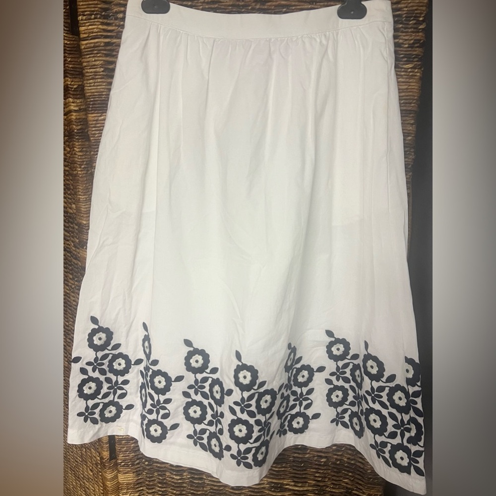 Boden White Skirt with Black Floral Border